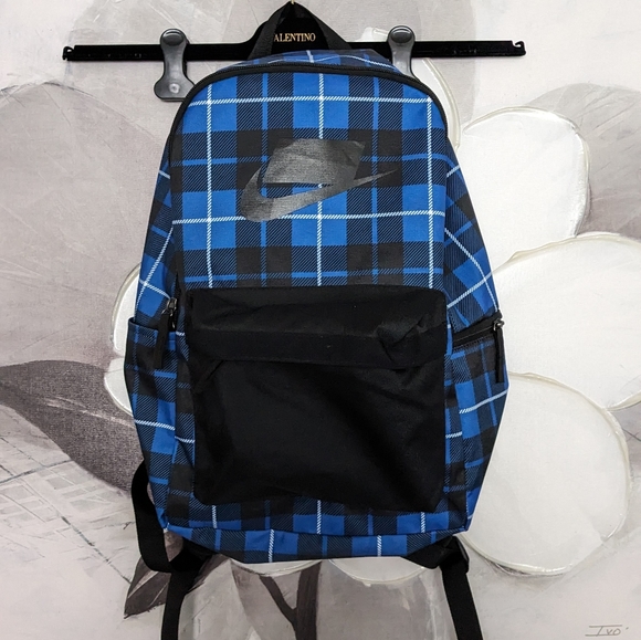 72 nike backpack Heritage 2.0, Barely Volt/Barely Volt/Black, Misc Side pocket holds water bottle upright during carrying Nike Heritage Eugene Backpack (23L)